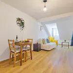 Central Apartment